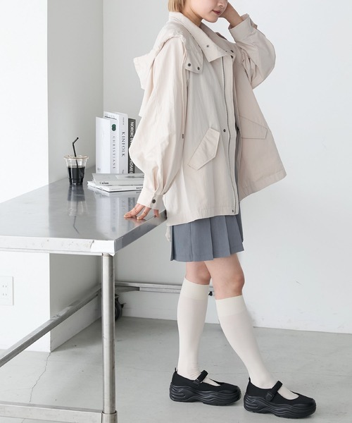 forksy.(フォルクシー)の「【forksy.】ナイロンフレアマウンテンパーカー(マウンテンパーカー・レディース・ブルー/オレンジ/チャコール/アイボリー・FREE)」の10枚目の写真