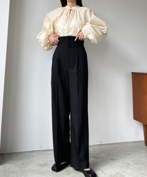 Louere（ルエレ）の「ハイウエストタックパンツ（スラックス・レディース）」