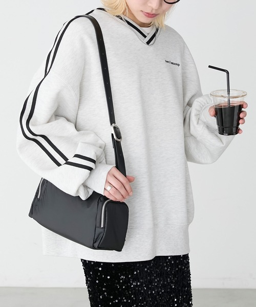 BONLECILL(ボンルシール)の「サイドポケットスクエアショルダーバッグ(ショルダーバッグ・レディース・シルバー/ブラック/ブラウン・FREE)」の6枚目の写真