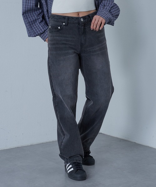 COLONY 2139（コロニートゥーワンスリーナイン）の「ローライズワイドレッグデニム（デニムパンツ・レディース・ブルー/ブラック/サックスブルー・SMALL/MEDIUM/LARGE）」の12枚目の写真