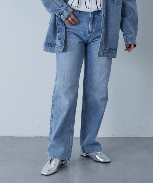 COLONY 2139（コロニートゥーワンスリーナイン）の「ローライズワイドレッグデニム（デニムパンツ・レディース・ブルー/ブラック/サックスブルー・SMALL/MEDIUM/LARGE）」の18枚目の写真