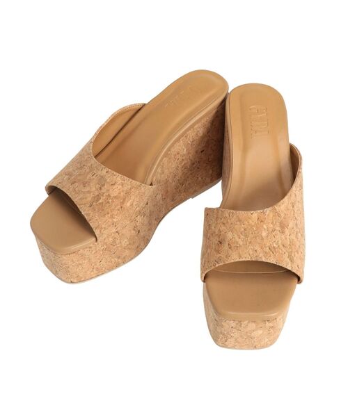 GYDA(ジェイダ)の「コルクウェッジサンダル(サンダル・レディース・ベージュ/アイボリー・LARGE/MEDIUM/SMALL)」の2枚目の写真