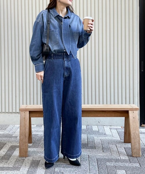 fredy emue(フレディエミュ)の「セミワイドデニムパンツ(デニムパンツ・レディース・ブルー/サックスブルー・38/36)」の3枚目の写真