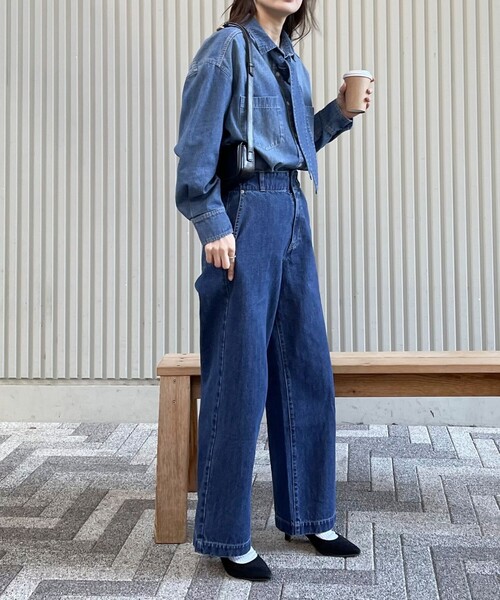 fredy emue(フレディエミュ)の「セミワイドデニムパンツ(デニムパンツ・レディース・ブルー/サックスブルー・38/36)」の4枚目の写真