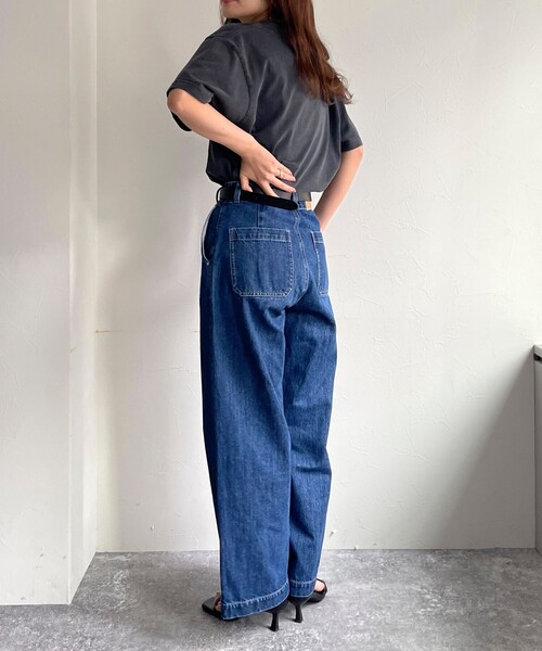 fredy emue(フレディエミュ)の「セミワイドデニムパンツ(デニムパンツ・レディース・ブルー/サックスブルー・38/36)」の11枚目の写真
