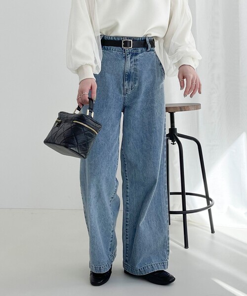 fredy emue(フレディエミュ)の「セミワイドデニムパンツ(デニムパンツ・レディース・ブルー/サックスブルー・38/36)」の15枚目の写真