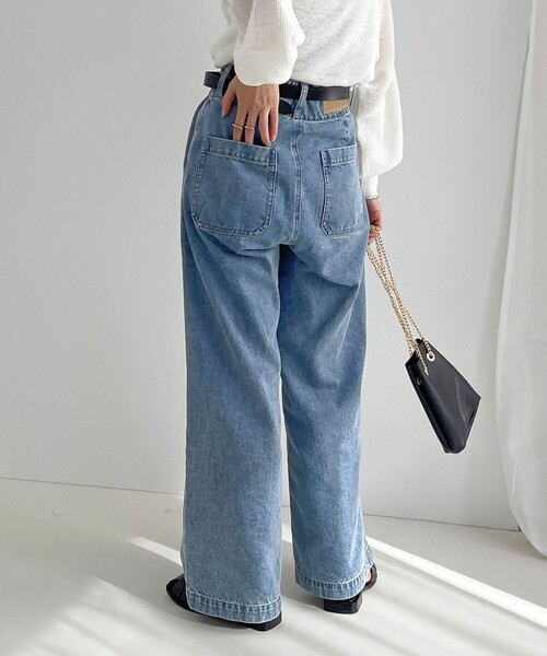 fredy emue(フレディエミュ)の「セミワイドデニムパンツ(デニムパンツ・レディース・ブルー/サックスブルー・38/36)」の17枚目の写真