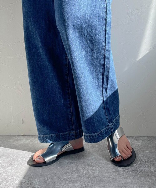 fredy emue(フレディエミュ)の「セミワイドデニムパンツ(デニムパンツ・レディース・ブルー/サックスブルー・38/36)」の20枚目の写真