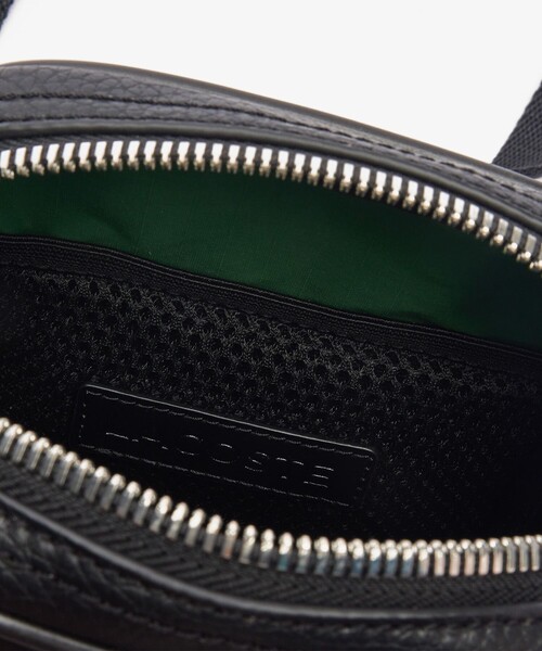 LACOSTE(ラコステ)の「ANGY グレインレザー クロスオーバーショルダーバッグ(ショルダーバッグ・メンズ・ブラック/オフホワイト/ダークグリーン・FREE)」の6枚目の写真