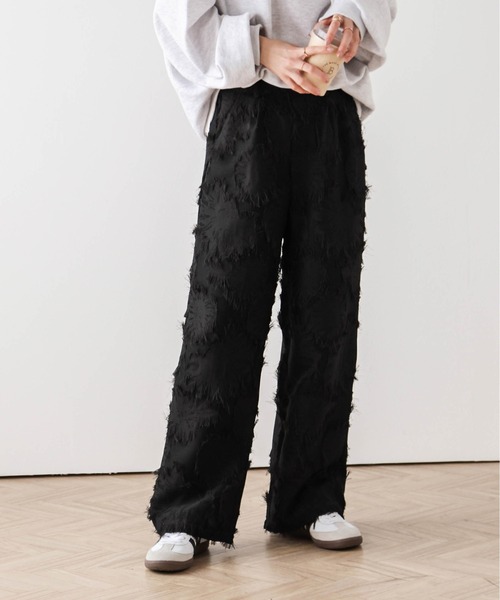 AMELY(エミリー)の「フリンジストレートパンツ(その他パンツ・レディース・ホワイト/ブラック・L/M)」の20枚目の写真