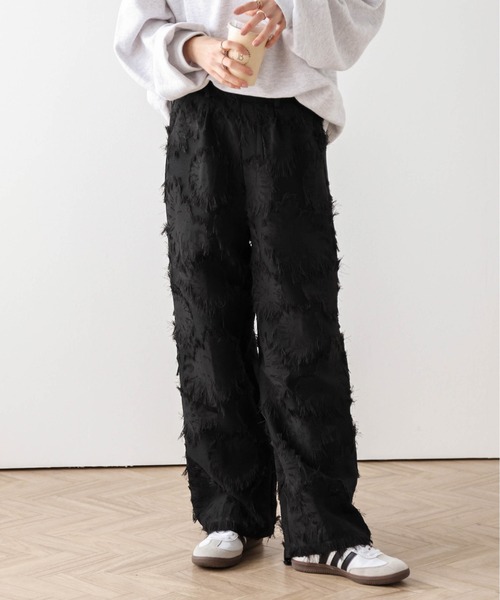 AMELY(エミリー)の「フリンジストレートパンツ(その他パンツ・レディース・ホワイト/ブラック・L/M)」の18枚目の写真