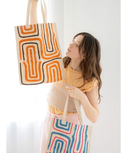 beej（ビージ）の「beej別注 カラートートバッグ（トートバッグ・レディース・ブルー/オレンジ・FREE）」の11枚目の写真