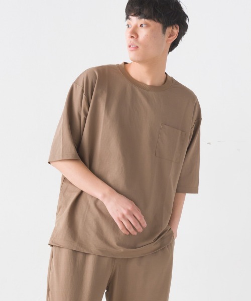 OMNES(オムネス)の「メンズ接触冷感レーヨンナイロンポケット付きTシャツ半袖(Tシャツ/カットソー・メンズ・キャメル/ネイビー/ブラック/ホワイト/グレー・MEDIUM/LARGE)」の1枚目の写真