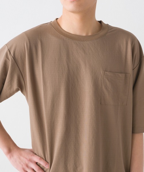 OMNES(オムネス)の「メンズ接触冷感レーヨンナイロンポケット付きTシャツ半袖(Tシャツ/カットソー・メンズ・キャメル/ネイビー/ブラック/ホワイト/グレー・MEDIUM/LARGE)」の6枚目の写真