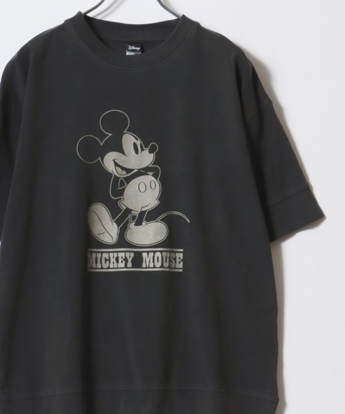 Disney(ディズニー)の「Disney/ディズニー ミッキー ヴィンテージライク フロント バックプリント スウェット半袖Tシャツ レディース メンズ(Tシャツ/カットソー・レディース・ピンク系その他/ブルー系その他/スミクロ・M/L/LL)」の2枚目の写真