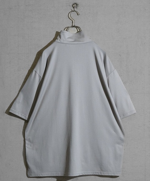 JOHN'S CLOSET(ジョンズクローゼット)の「【a】とろみジョーゼット フラワーエンブロイダリー ハーフジップ(Tシャツ/カットソー・メンズ・ブルー/グレイッシュベージュ/ブラック・MEDIUM/LARGE)」の14枚目の写真