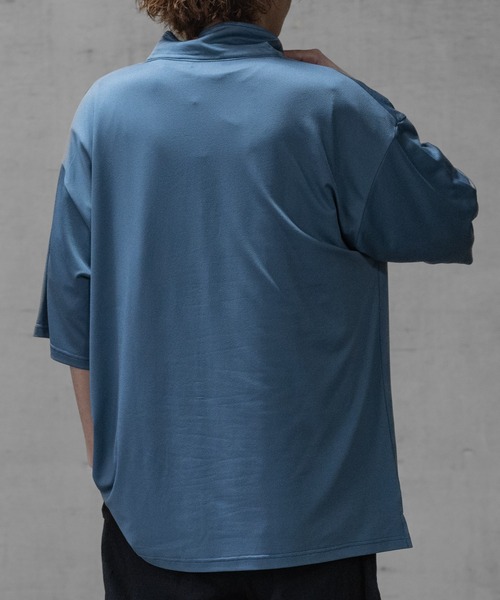 JOHN'S CLOSET(ジョンズクローゼット)の「【a】とろみジョーゼット フラワーエンブロイダリー ハーフジップ(Tシャツ/カットソー・メンズ・ブルー/グレイッシュベージュ/ブラック・MEDIUM/LARGE)」の20枚目の写真