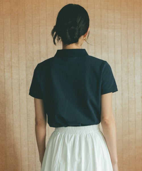 VANNIE U（ヴァニーユー）の「オーバルロゴポロシャツ（ポロシャツ・レディース・ブルー/アイボリー/ライトグレー/ベージュ/ネイビー・FREE）」の19枚目の写真