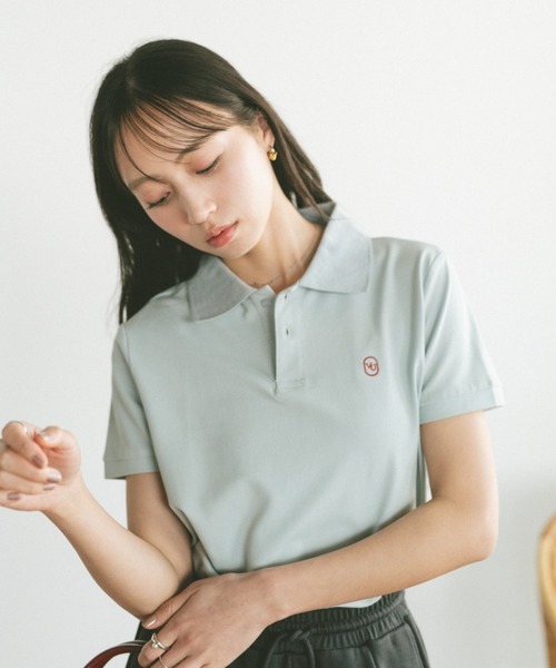 VANNIE U（ヴァニーユー）の「オーバルロゴポロシャツ（ポロシャツ・レディース・ブルー/アイボリー/ライトグレー/ベージュ/ネイビー・FREE）」の20枚目の写真