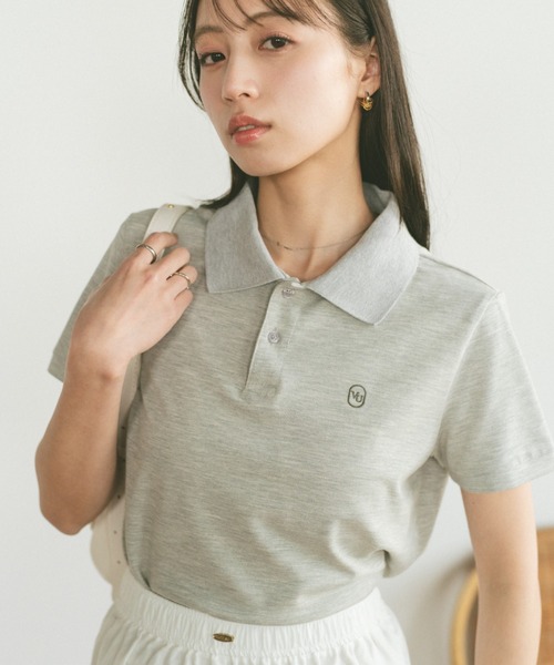 VANNIE U（ヴァニーユー）の「オーバルロゴポロシャツ（ポロシャツ・レディース・ブルー/アイボリー/ライトグレー/ベージュ/ネイビー・FREE）」の21枚目の写真