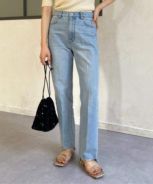 Thevon（ゼボン）の「裾段差スリットセンタープレスデニム（デニムパンツ・レディース・サックスブルー/ブラック/ブルー・S/M）」の12枚目の写真