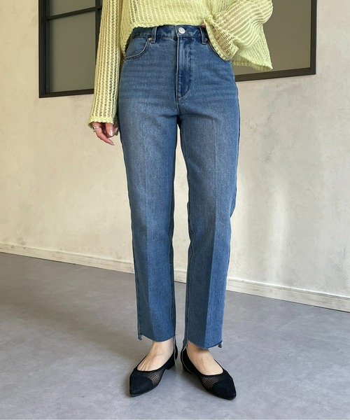 Thevon（ゼボン）の「裾段差スリットセンタープレスデニム（デニムパンツ・レディース・サックスブルー/ブラック/ブルー・S/M）」の18枚目の写真