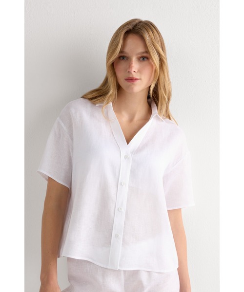 Intimissimi(インティミッシミ)の「The Pure Linen リネンファブリック ショートスリーブ シャツ(Tシャツ/カットソー・レディース・ホワイト/サンドベージュ/インディゴブルー/スカイブルー/カーキ/ピンクベージュ・M/S/L)」の2枚目の写真