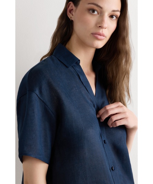 Intimissimi(インティミッシミ)の「The Pure Linen リネンファブリック ショートスリーブ シャツ(Tシャツ/カットソー・レディース・ホワイト/サンドベージュ/インディゴブルー/スカイブルー/カーキ/ピンクベージュ・M/S/L)」の16枚目の写真