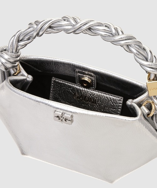 【GANNI】メタリックボウハンドバッグ 関税 送料込 Ganni Bou Bag Mini Metallic(ハンドバッグ)|GANNI(ガニー