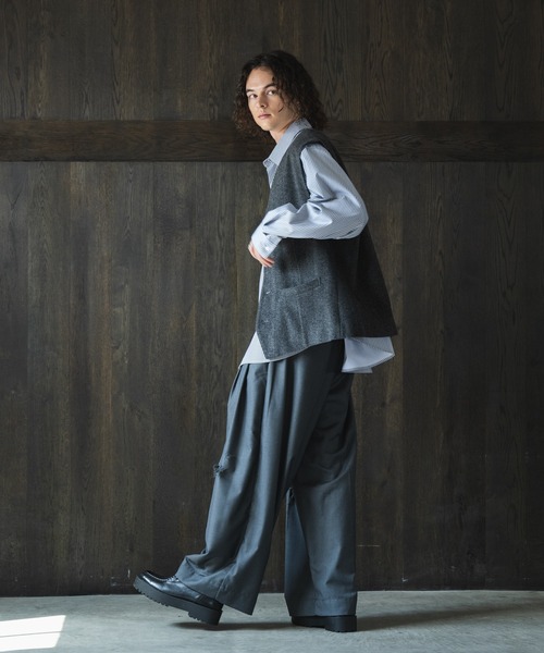 CASPER JOHN（キャスパージョン）の「Herringbone vest/ヘリンボーンベスト（ベスト・メンズ・ブラック/ブラウン・SMALL/X-SMALL/MEDIUM/LARGE）」の19枚目の写真