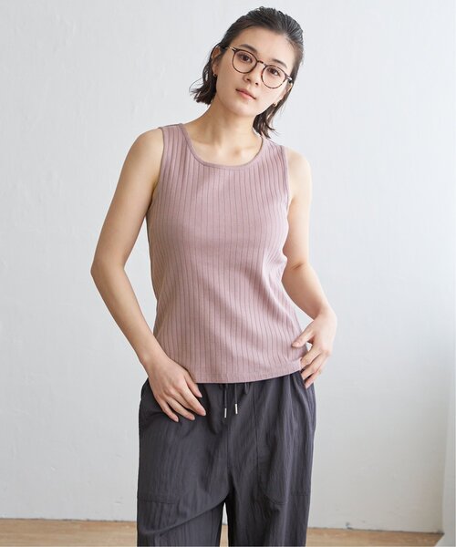 LBC（エルビーシー）の「【着やせ効果抜群】コットンUSA針抜きタンクトップ（タンクトップ・レディース・ダークオリーブ/ブラック/ベージュ/オレンジ/ホワイト・L/M）」の8枚目の写真