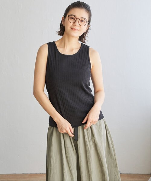 LBC（エルビーシー）の「【着やせ効果抜群】コットンUSA針抜きタンクトップ（タンクトップ・レディース・ダークオリーブ/ブラック/ベージュ/オレンジ/ホワイト・L/M）」の7枚目の写真