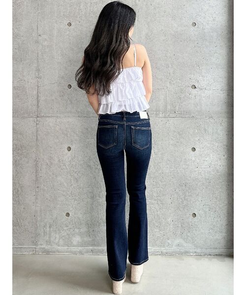 GYDA(ジェイダ)の「ティアードベアトップス(キャミソール・レディース・オフホワイト/ブラック・FREE)」の15枚目の写真