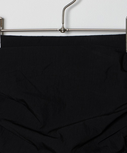 ROOPTOKYO（ループトウキョウ）の「ベアトップペプラムバルーントップス（チューブトップ・レディース・ホワイト/ブラック・FREE）」の15枚目の写真