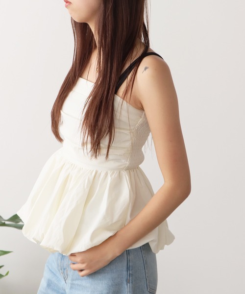 ROOPTOKYO（ループトウキョウ）の「ベアトップペプラムバルーントップス（チューブトップ・レディース・ホワイト/ブラック・FREE）」の9枚目の写真