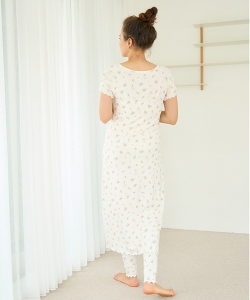 ＊新品未開封＊gelato pique ダイナソー 柄 ワンピース オフホワイト ジェラートピケ gelato pique 中花柄カップインワンピース （PNK