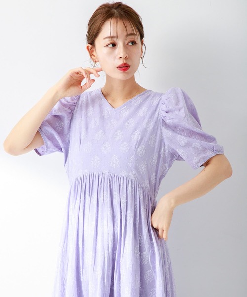 URBAN RESEARCH Sonny Label（アーバンリサーチサニーレーベル）の「コットンプリントフラワーワンピース（ワンピース・レディース・ブラック/ブルー/ラベンダー・FREE）」の5枚目の写真