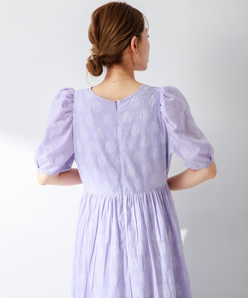 URBAN RESEARCH Sonny Label（アーバンリサーチサニーレーベル）の「コットンプリントフラワーワンピース（ワンピース・レディース・ブラック/ブルー/ラベンダー・FREE）」の7枚目の写真