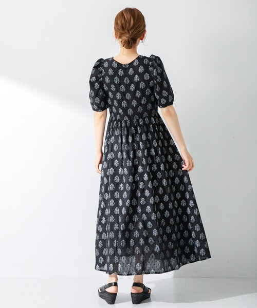 URBAN RESEARCH Sonny Label（アーバンリサーチサニーレーベル）の「コットンプリントフラワーワンピース（ワンピース・レディース・ブラック/ブルー/ラベンダー・FREE）」の19枚目の写真