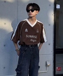 SPINNS | 【ユニセックスで着用可能】半袖サッカーTシャツ(Tシャツ/カットソー)
