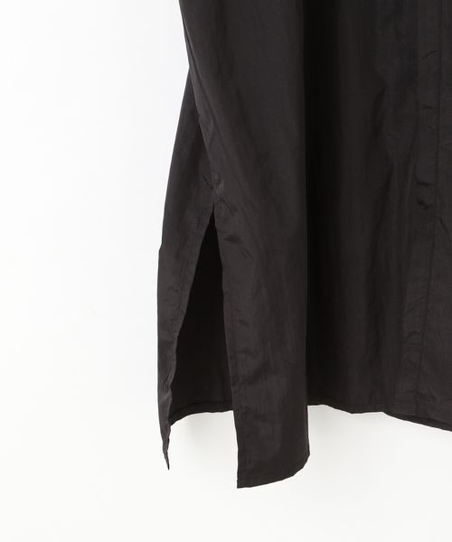 LOWRYS FARM（ローリーズファーム）の「ナイロンフリルシャツワンピースＬＳ　 145391（シャツワンピース・キッズ・ブラック/ホワイト・FREE）」の7枚目の写真