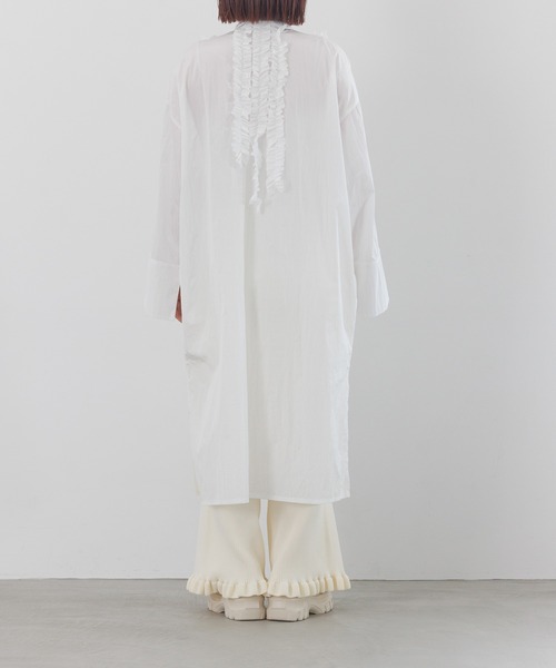 LOWRYS FARM（ローリーズファーム）の「ナイロンフリルシャツワンピースＬＳ　 145391（シャツワンピース・キッズ・ブラック/ホワイト・FREE）」の15枚目の写真