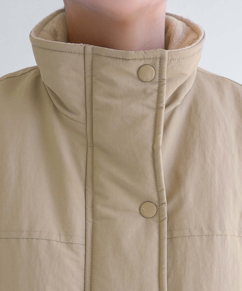 andme(アンドミー)の「スタンドカラーボリューム中綿ダウンジャケット(ブルゾン・レディース・ベージュ/ブラック/アイボリー・S/M)」の22枚目の写真