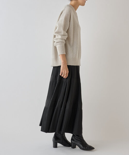 Vネックラメプルオーバー（ニット/セーター）｜BEARDSLEY（ビアズリー