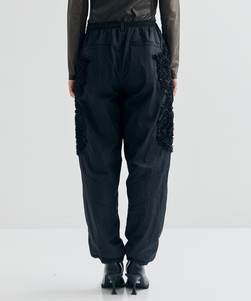 TAAKK（ターク）の「【TAAKK/ターク】EMBROIDERY PANTS（その他パンツ・レディース・グレー/ブラック・3）」の8枚目の写真