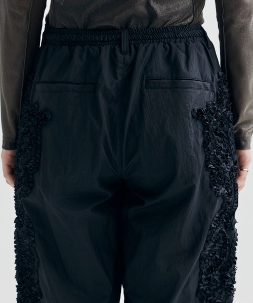 TAAKK（ターク）の「【TAAKK/ターク】EMBROIDERY PANTS（その他パンツ・レディース・グレー/ブラック・3）」の14枚目の写真