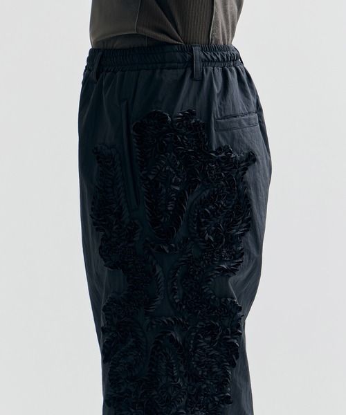 TAAKK（ターク）の「【TAAKK/ターク】EMBROIDERY PANTS（その他パンツ・レディース・グレー/ブラック・3）」の13枚目の写真