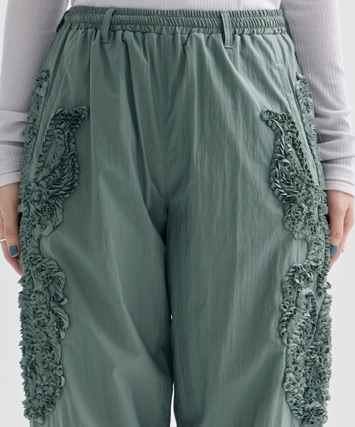 TAAKK（ターク）の「【TAAKK/ターク】EMBROIDERY PANTS（その他パンツ・レディース・グレー/ブラック・3）」の20枚目の写真