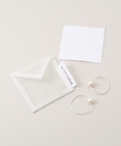 Le Chic Radical(ルシックラディカル)の「【Le Chic Radical /ルシ ックラディカル】ループパールピアス(ピアス(両耳用)・レディース・シルバー・FREE)」の9枚目の写真