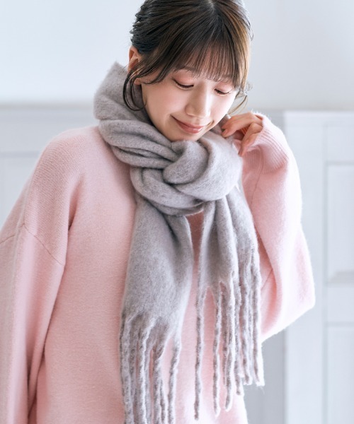 FEKETE ラメフーディーマフラー　ピンク FEKETE（フェケテ）の「HOODED GLITTER MUFFLER / ラメ